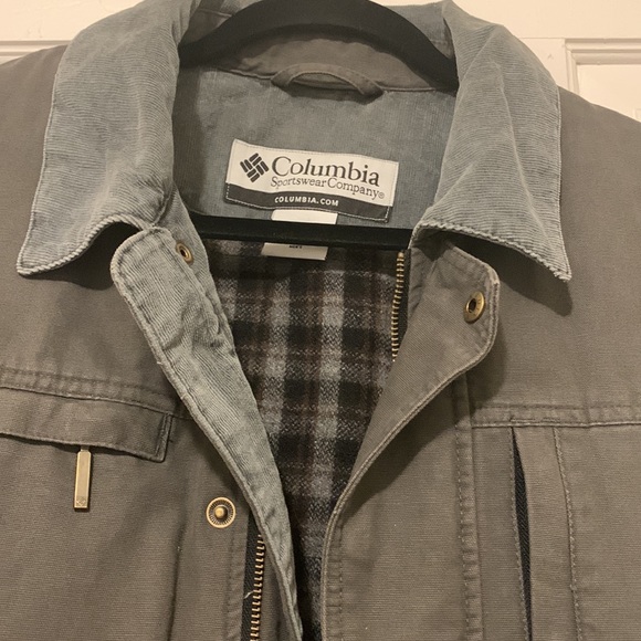 COPY - Columbia sportswear coat winter size M Used casual coat but fit large - Picture 7 of 14